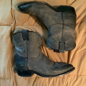 FRYE Billy Short Boots
